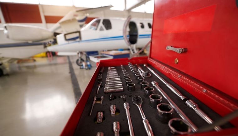airplane maintenance tools
