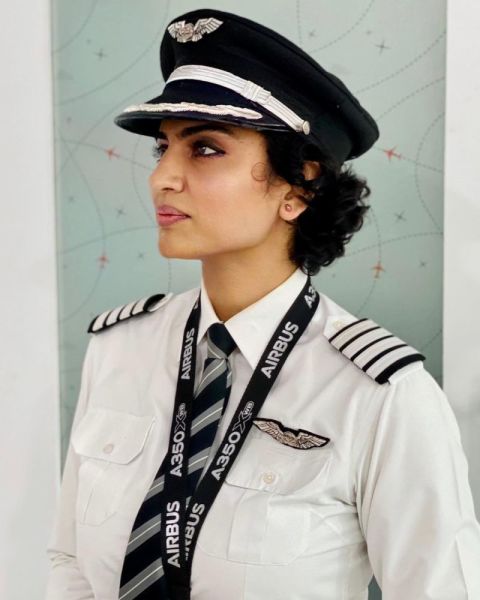 Pilot Jassi in uniform