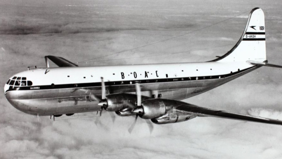THE BOAC Monarch Boeing 377 Stratocruiser